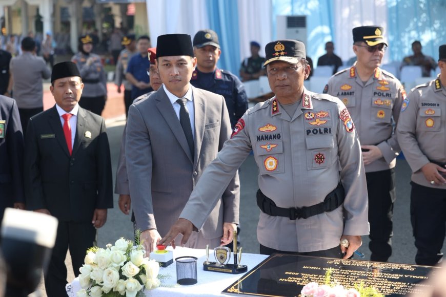 Kapolda Jatim Resmikan Polresta Tuban, Tekankan Peningkatan Profesionalisme dan Pelayanan Presisi